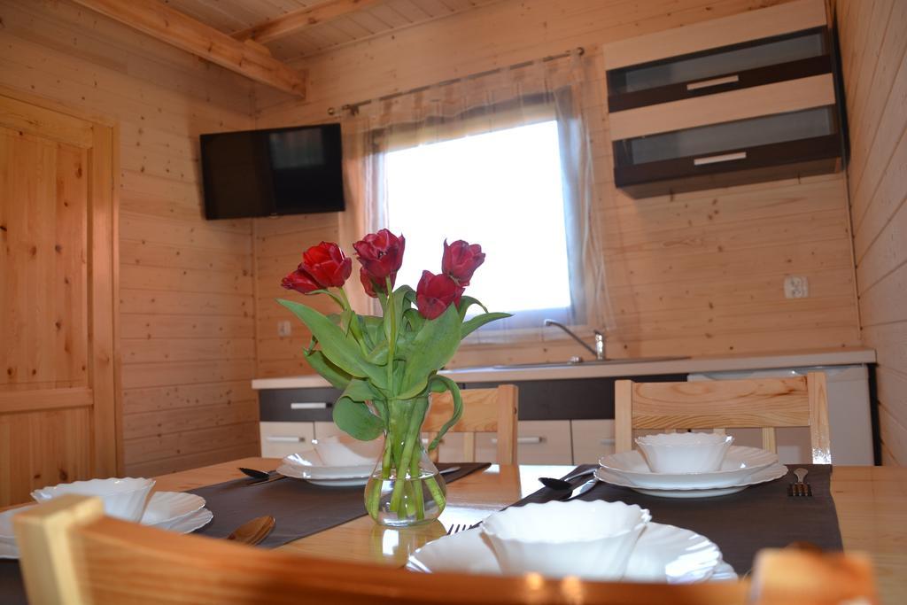 Domki Letniskowe Holiday Ustronie Morskie Esterno foto